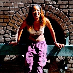 Meet your Posher, Ma'isah